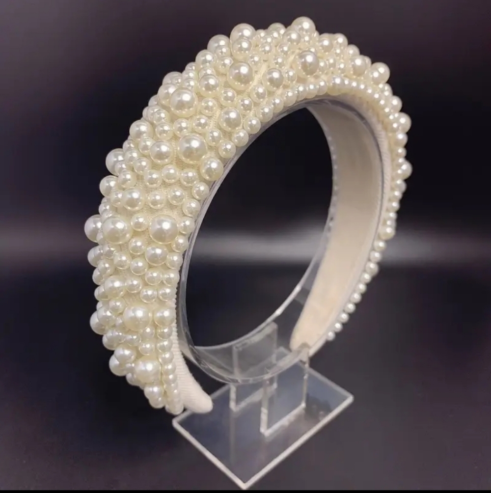 Elegant Wide Imitation Pearl Headband Cream NEW - Picture 2 of 5